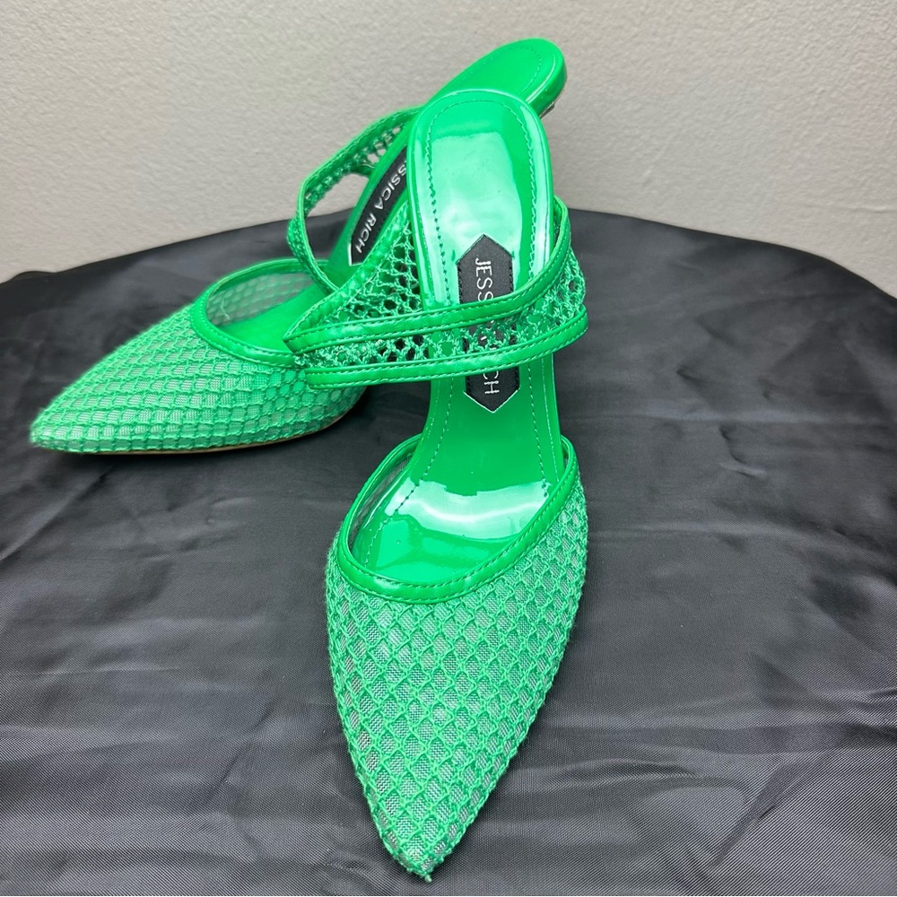 Jessica Rich Green Ysabelle Fishnet Pointed Toe Pump Sz 38- US 7.5